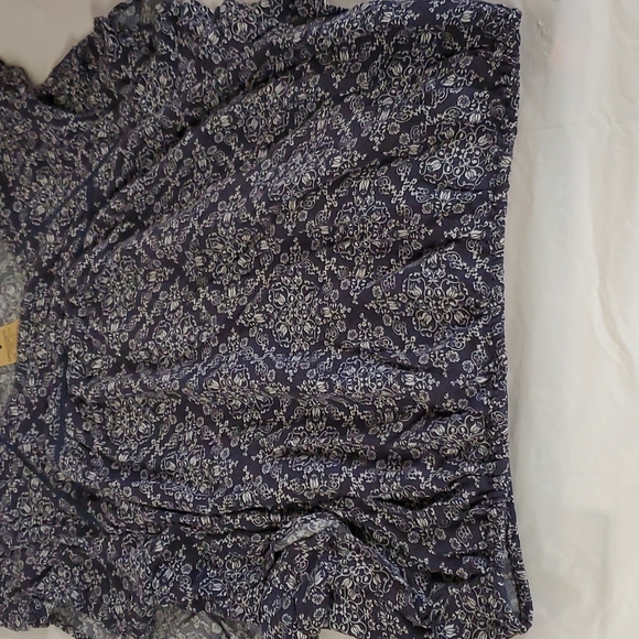 Small Petite American Eagle Outfitters - Picture 7 of 7